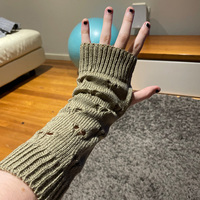 Nowe cieplejsze zimowe rękawiczki damskie stylowe rękawiczki dziewczęce ramię szydełkowe dziewiarskie Hollow Heart Mitten ciepłe rękawiczki bez palców 3